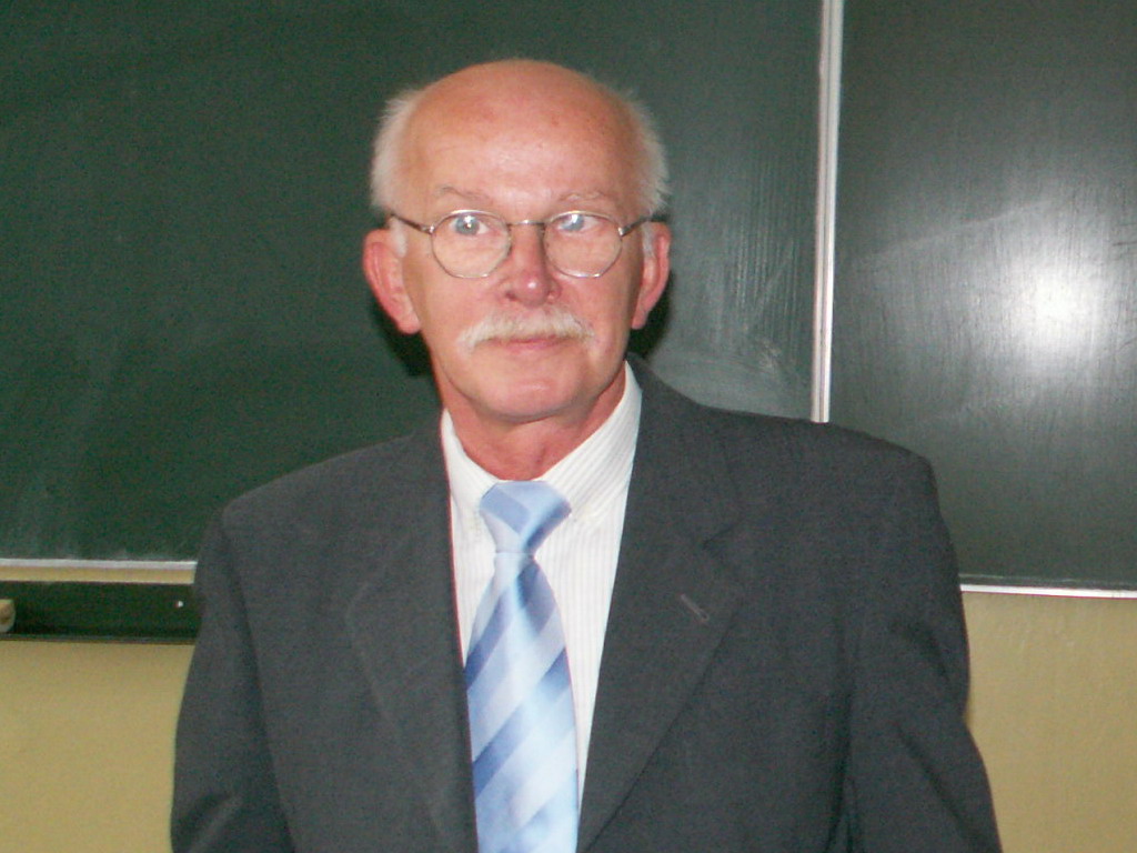 prof Jerzy Jasinski